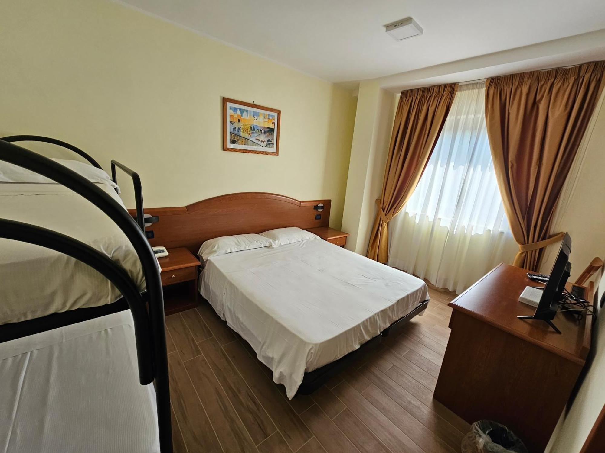 Hotel Dimora Adriana Tivoli Zewnętrze zdjęcie